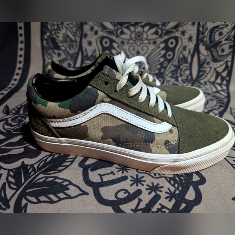 Vans Camo Sneakers M5 W 6.5